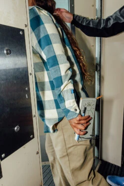 KAVU Wren -KAVU Sale Store 2156 COASTALTRAIL B4 F25 2x3 232ea162 9e08 4d7e 91fb ec8e7cff0c05