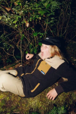 KAVU Wintervale -KAVU Sale Store 2231 COFFEE B5 F25 2x3 7e2d6069 08db 4ba1 bcc5 60f6d22dd57d