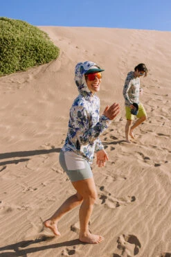 KAVU Sunshade Hoodie -KAVU Sale Store 2249 PARADISEPALM B1 S25 2x3 d9342288 33df 48e2 bbe8 ffe05075074a