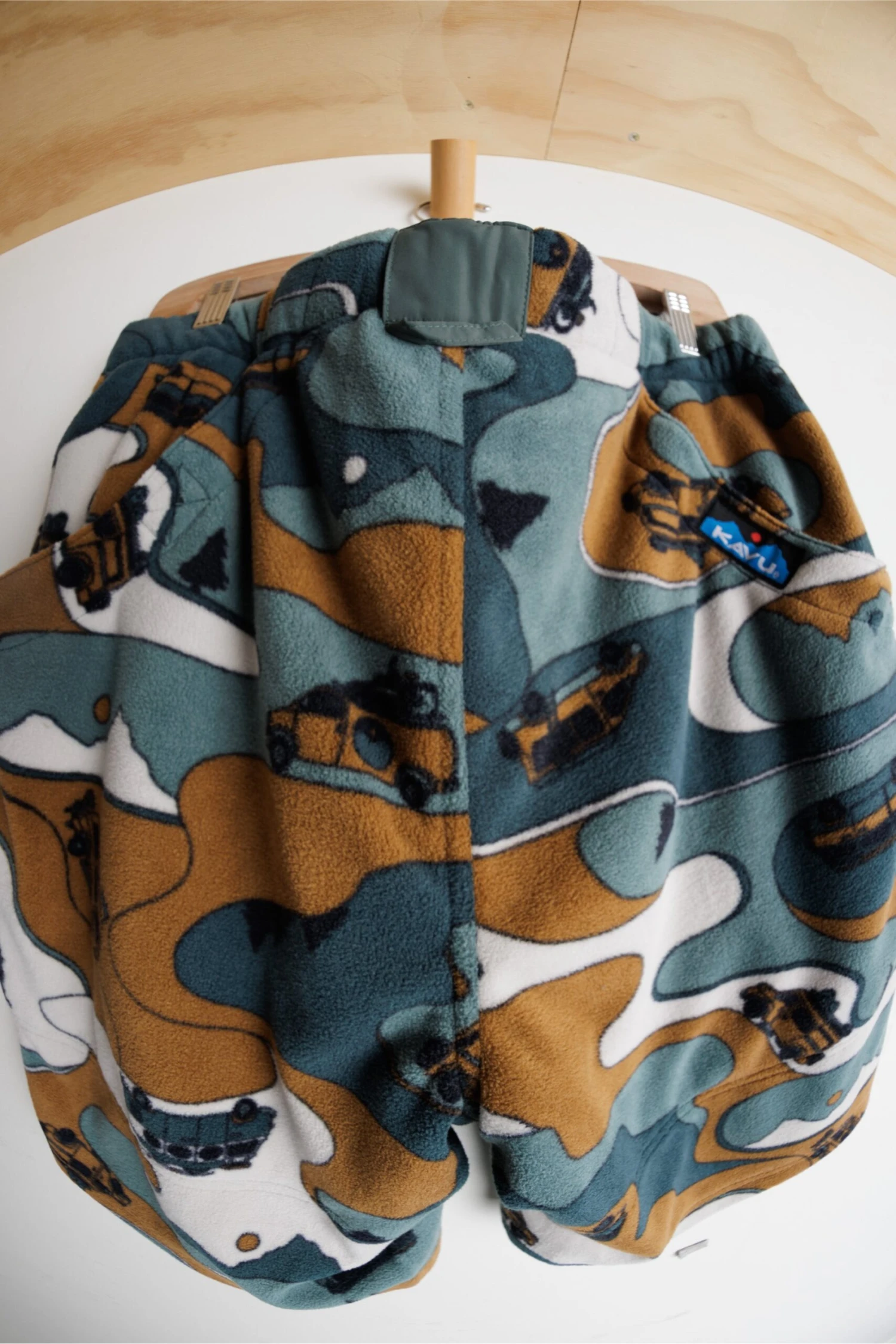 KAVU Glacier Basin Short 5 KAVU Glacier Basin Short - Image 3