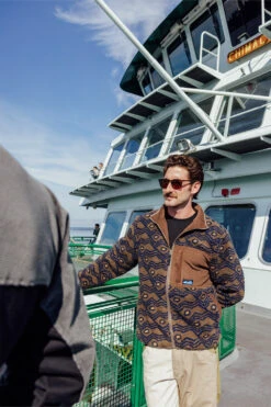 KAVU Wayside -KAVU Sale Store 5209 WALNUTMOUNTAIN B5 F25 2x3 bdf1505d 2b1d 4e9d 9ecb 94bc56c7ab11