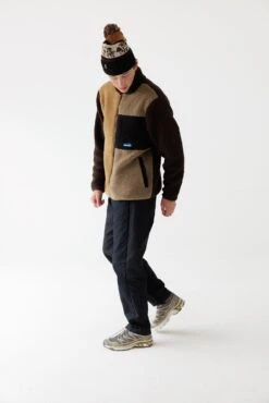 KAVU Wayside -KAVU Sale Store 5209 WILDWOODBLOCK B2 F25 2x3 f0c7dd72 82eb 4b45 8341 d3c0e8c5aac3