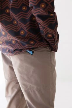 KAVU Chilli Lite Pant -KAVU Sale Store 705 WALNUT B1 F25 2x3 254799fa 45a3 44a1 845f bb23241b9bfe