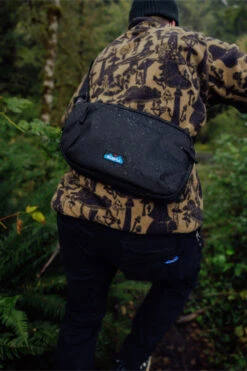 KAVU Roam Sling -KAVU Sale Store 9545 RAVEN B4 F25 2x3 33f35ae2 685c 4cbf 8361 f94f85daa3ee